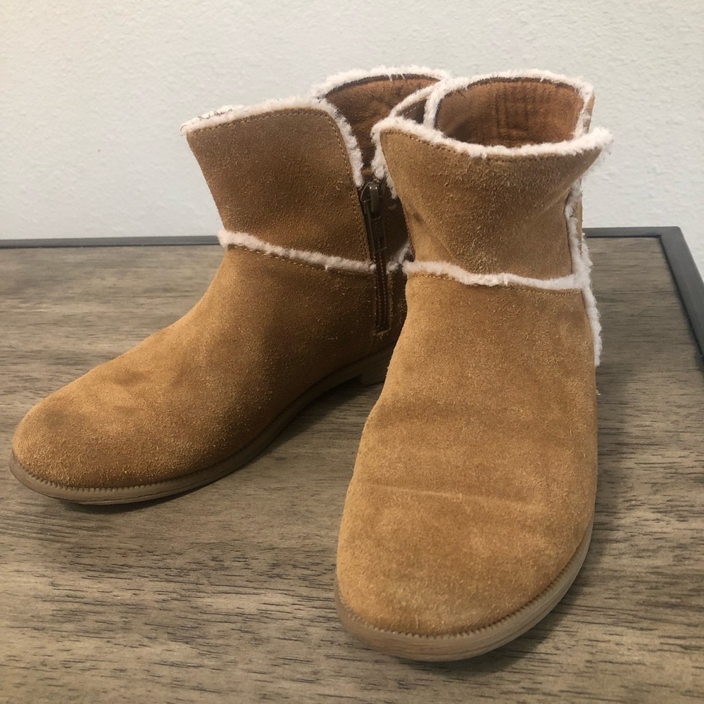 Girls Ugg Colette Tan Booties
